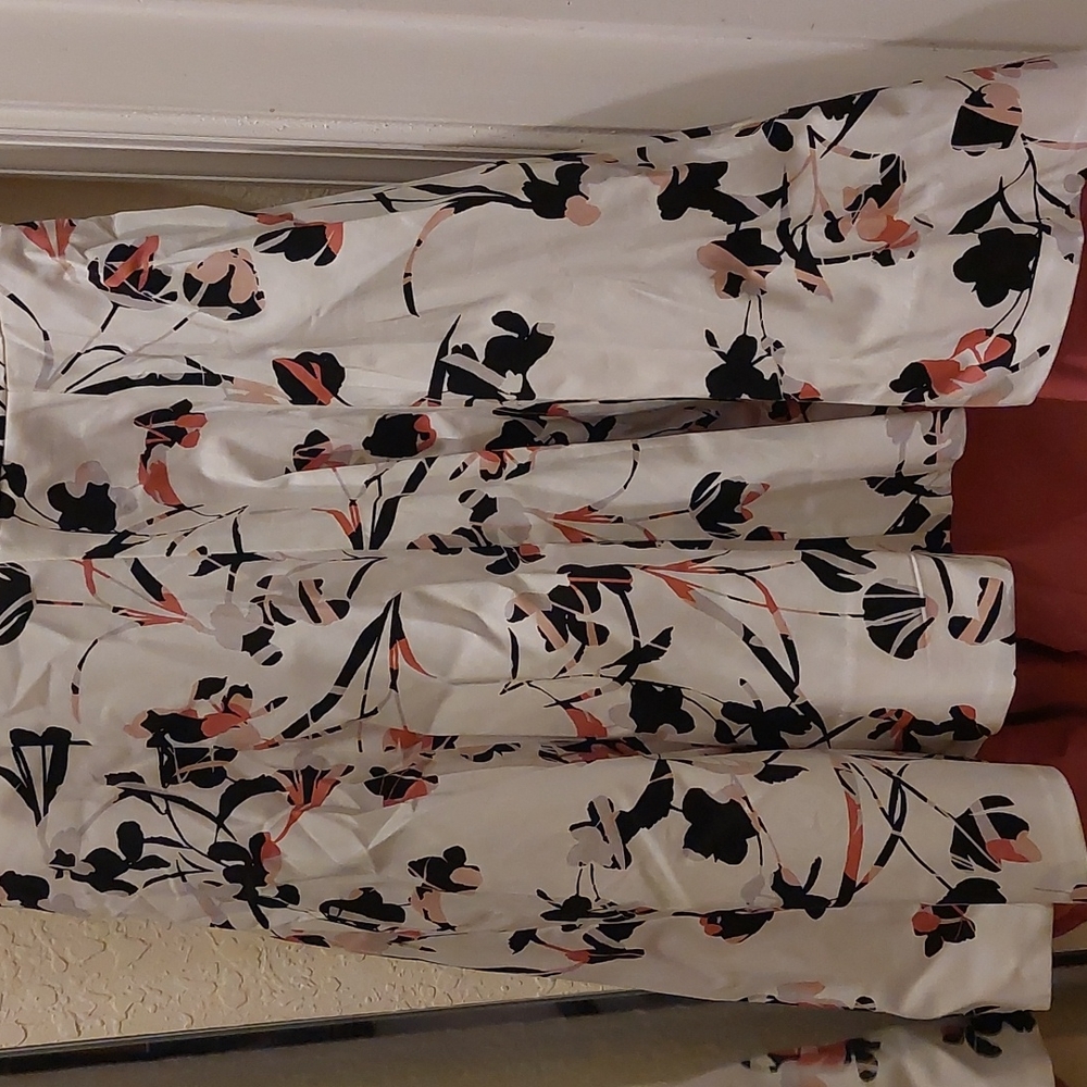 White House Black Market Ecru & Goddess Floral Sateen Fit & Flare Dress Sz8P NWT - Picture 5 of 15